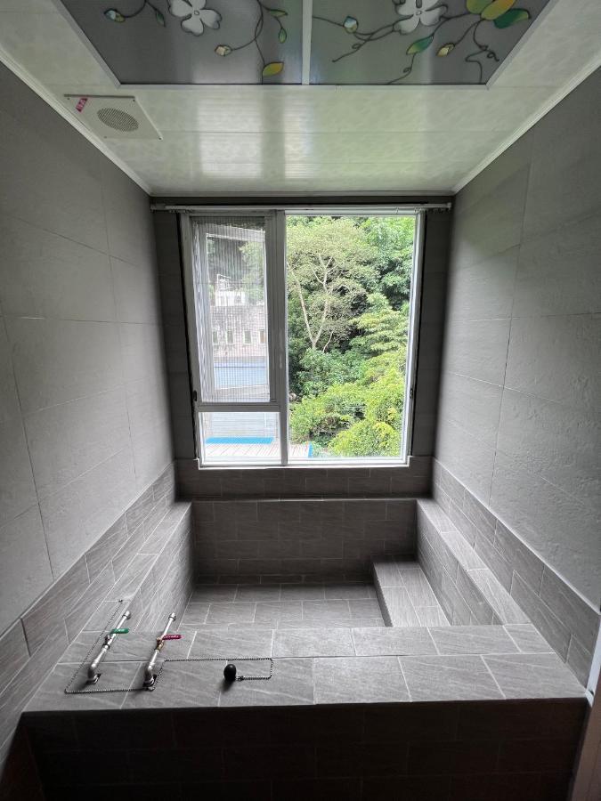 Ying Su Health Spa Hotel Renai Exterior foto
